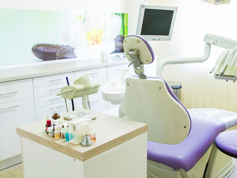 Cum să alegi un dentist bun Dentist-Bacau