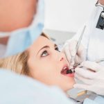 Ce trebuie facut inainte si dupa implantul dentar?