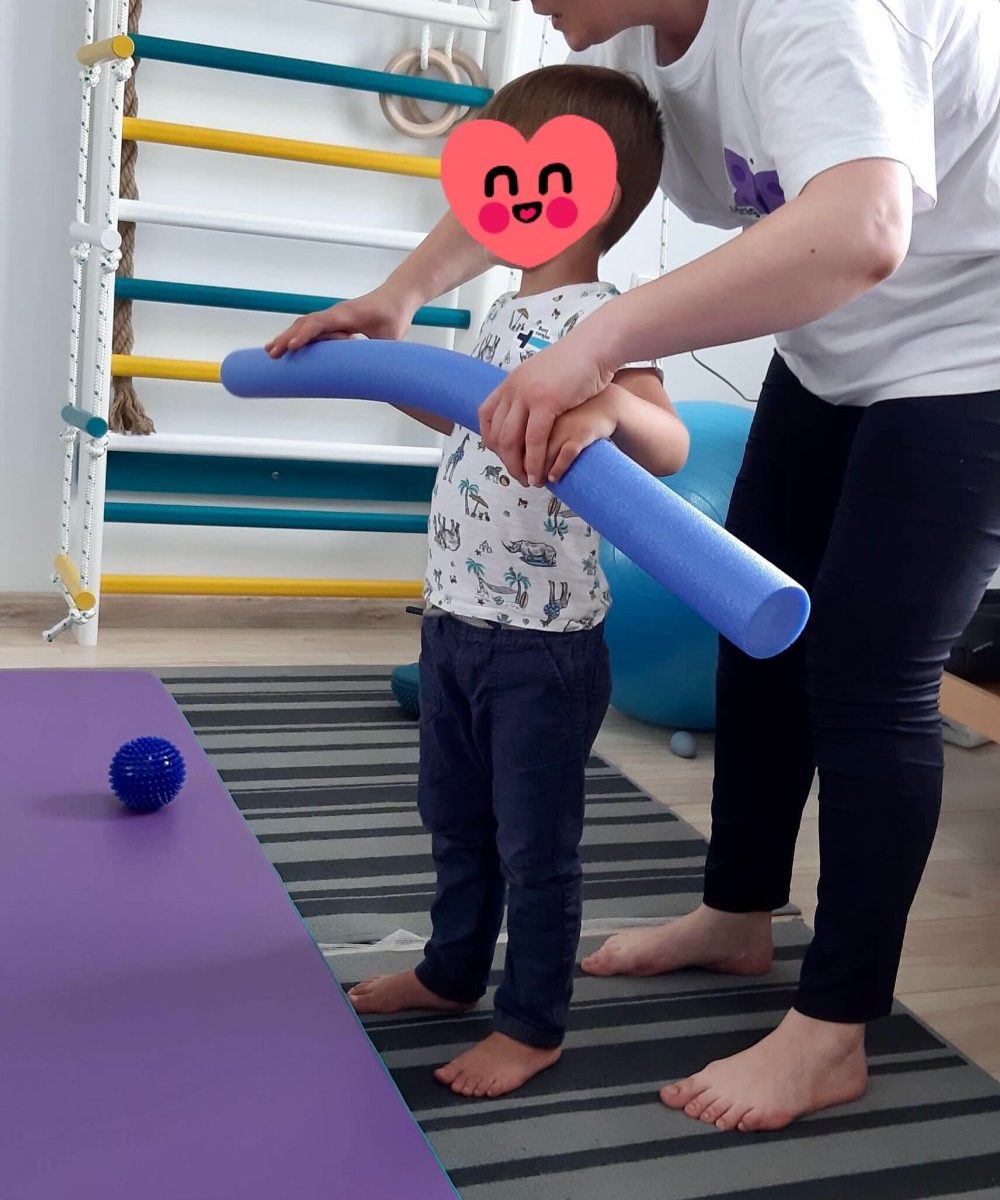 Centrul Pas cu pas din Suceava este alături de copiii cu autism