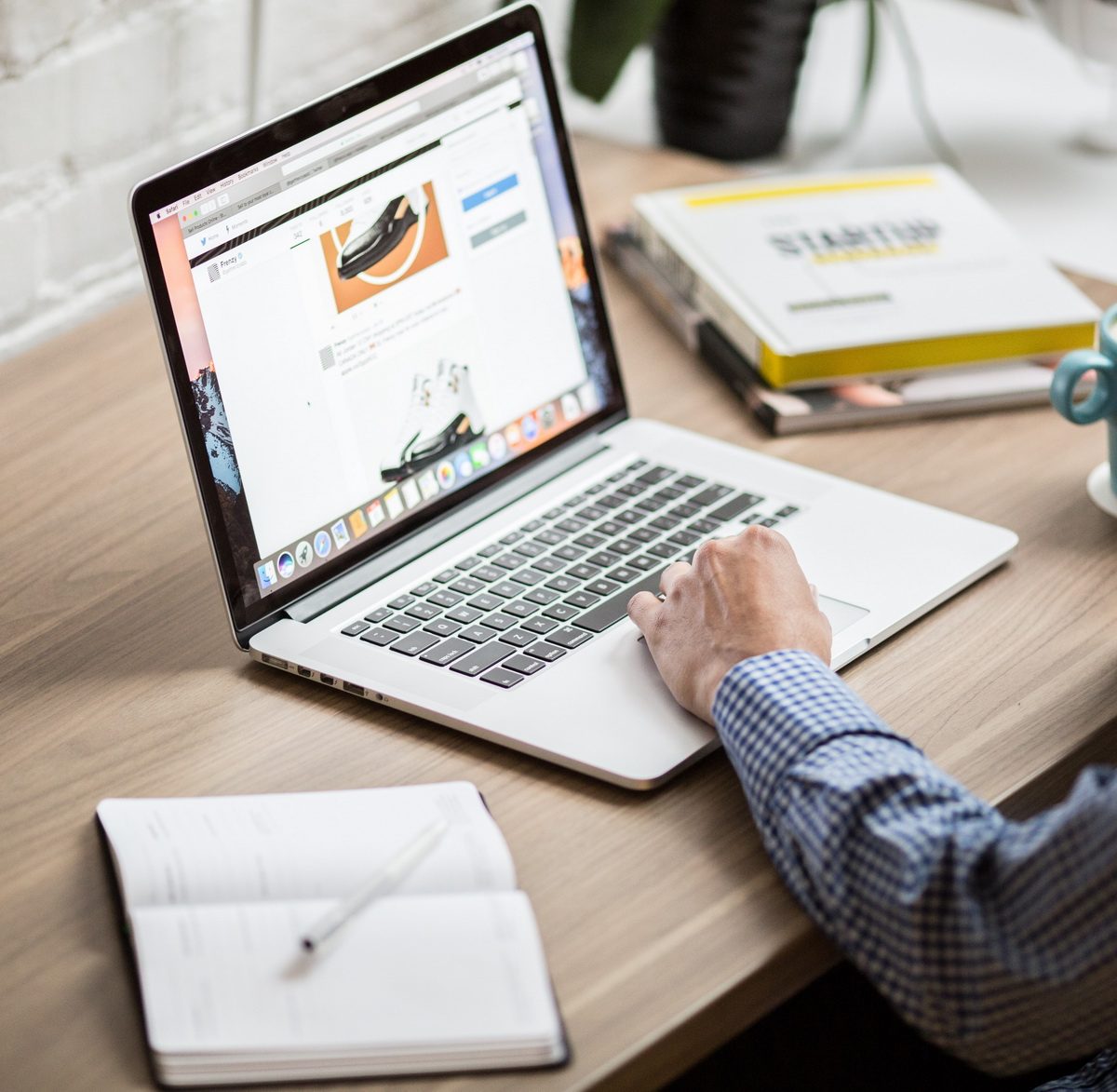 Care sunt cele mai bune laptopuri pentru business