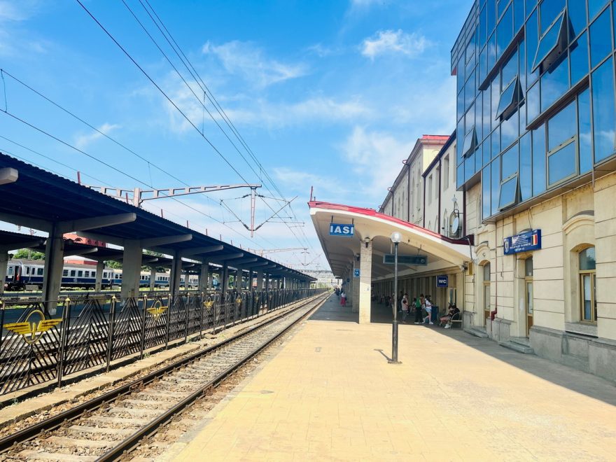 Cu trenul de la Suceava la Iaşi şi retur