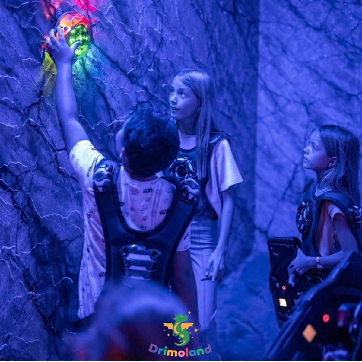 Bătălia cu ecranele: Cum am găsit o activitate care îl face pe copilul tău să lase tableta jos