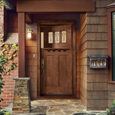 Uşi din lemn masiv pentru interiorexterior produse în România